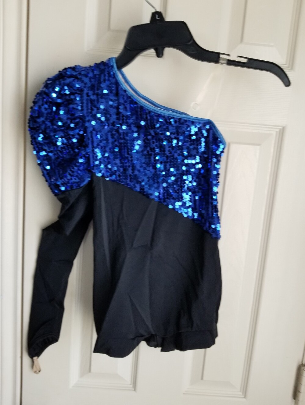Elegant Gymnist Costume